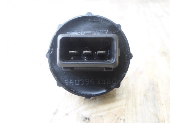 Датчик води в паливному фільтру Peugeot, Citroen 1.9 d, DW8, 9609963580